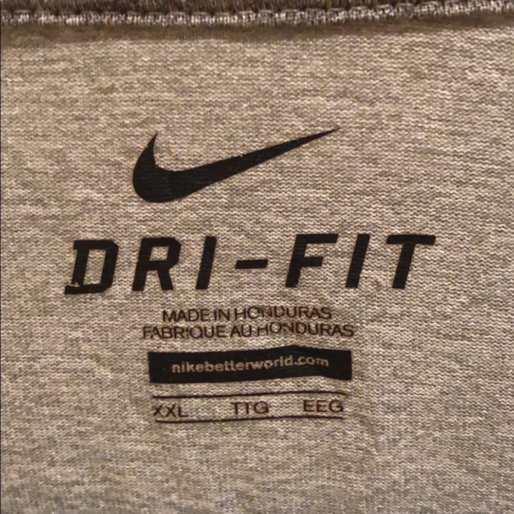 Nike men’s dri-fit - Picture 2 of 5